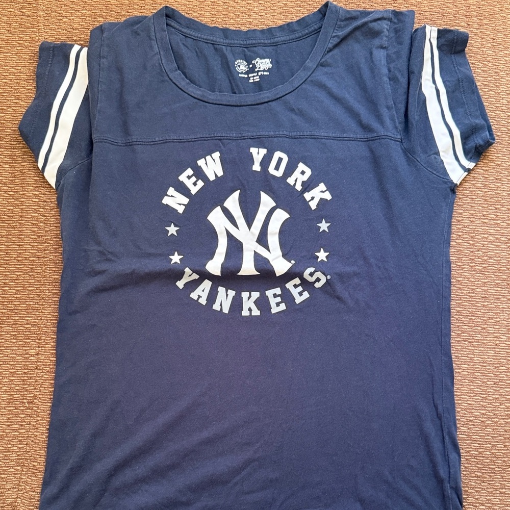 New York Yankees Navy Blue T-Shirt